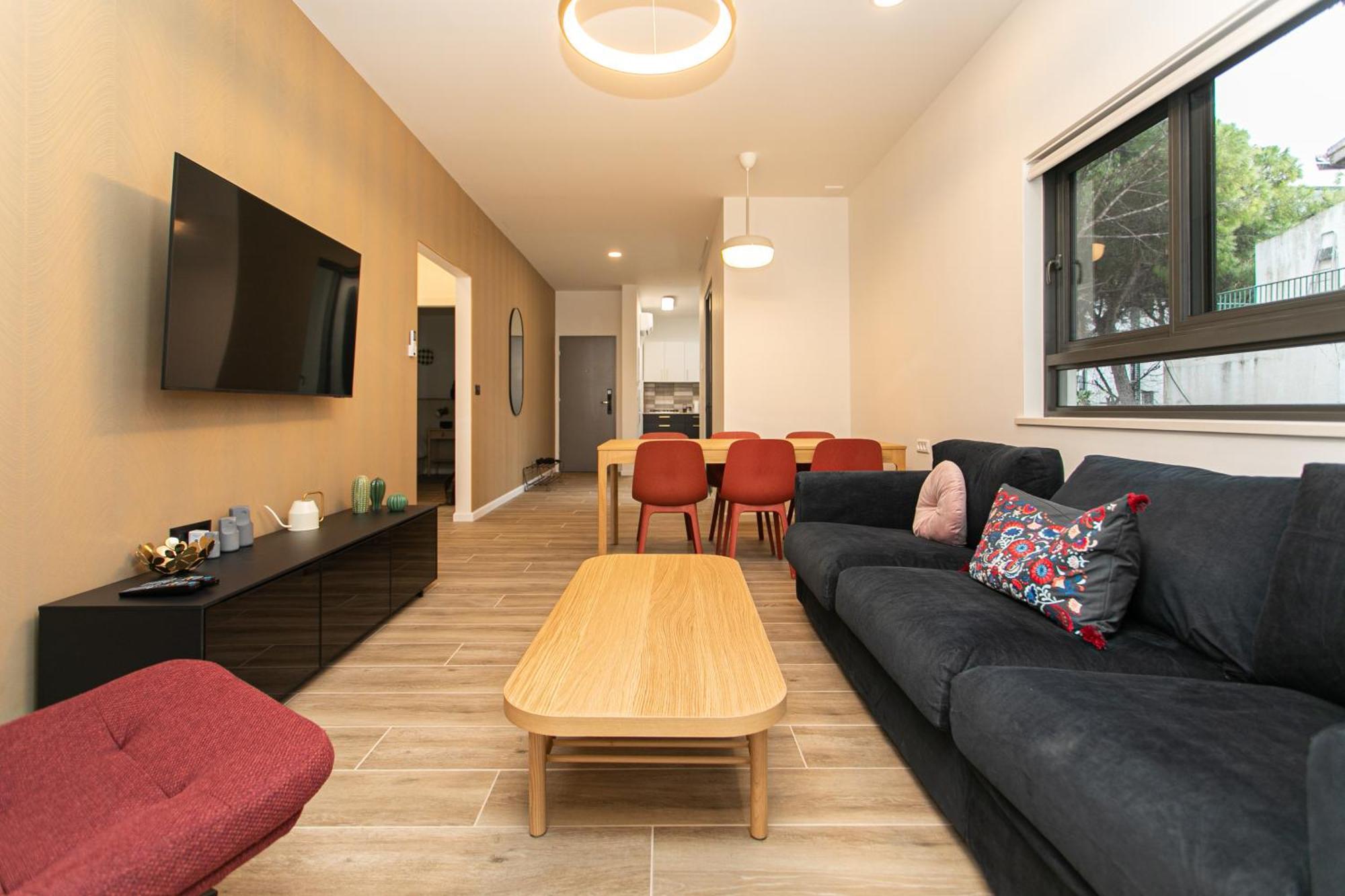 Carmel Boutique Apartment